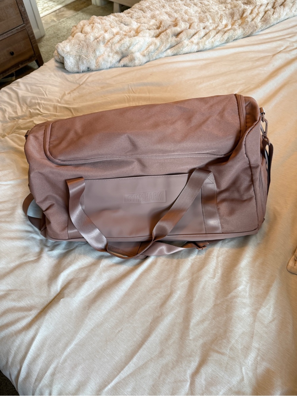 NWOT Gymshark Everyday Holdall Duffle Medium Bag in Autumn Brown - Picture 3 of 6